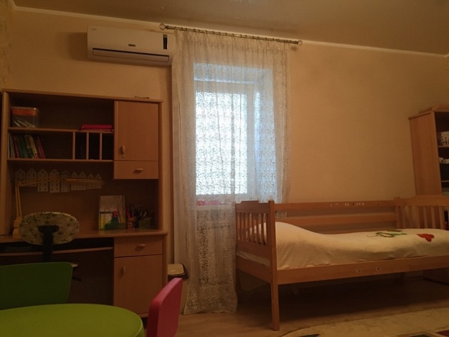 Трехкомнатная квартира в центре Харьковской горы